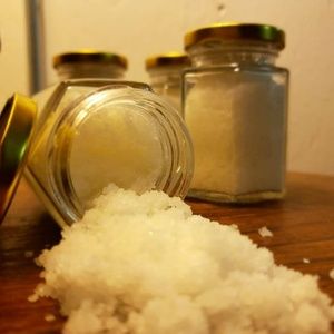 Bath salt soak
